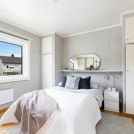 Centrally Located In Kristiansand, Four Bedrooms Appartement