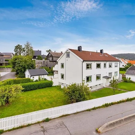 Centrally Located In Kristiansand, Four Bedrooms Апартаменты Кристиансанд
